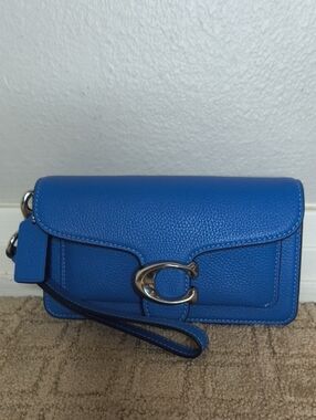 Coach Polished Pebble Tabby Wristlet